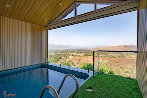 Private pool overlooking the valley